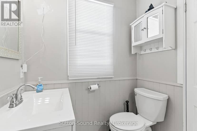 606 Mallory Beach Road — photo 19 of 40