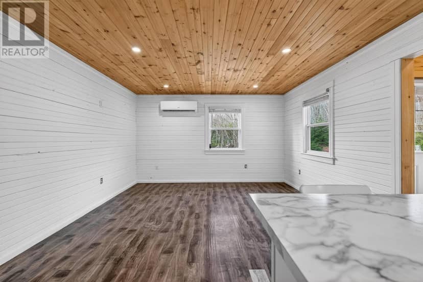 15 Silver Tree Lane — photo 33 of 40
