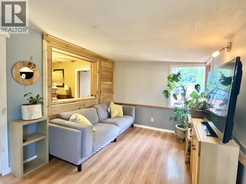 1010 MAIN STREET, Valemount, photo 5