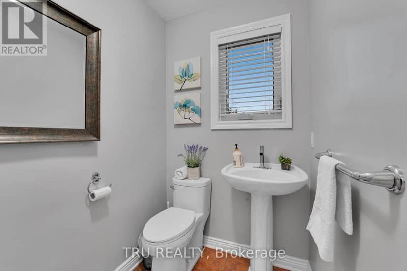 2529 Marshwood Road — photo 20 of 40