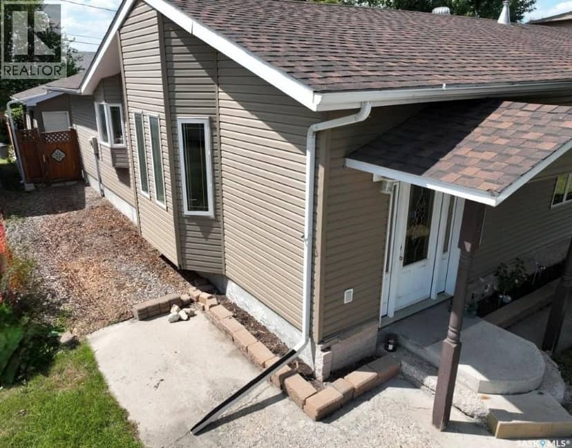513 Hudson STREET, Hudson Bay, photo 2