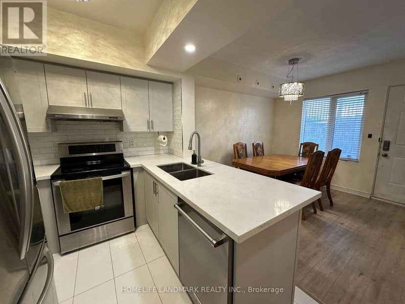 1014 - 3043 Finch Avenue W, Toronto, photo 3