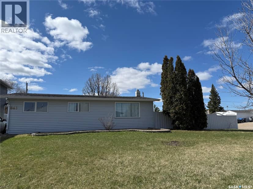 646 Albert STREET, Estevan, photo 2
