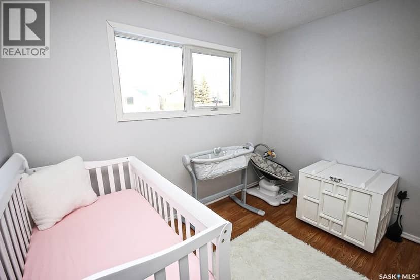 646 Albert STREET — photo 27 of 35