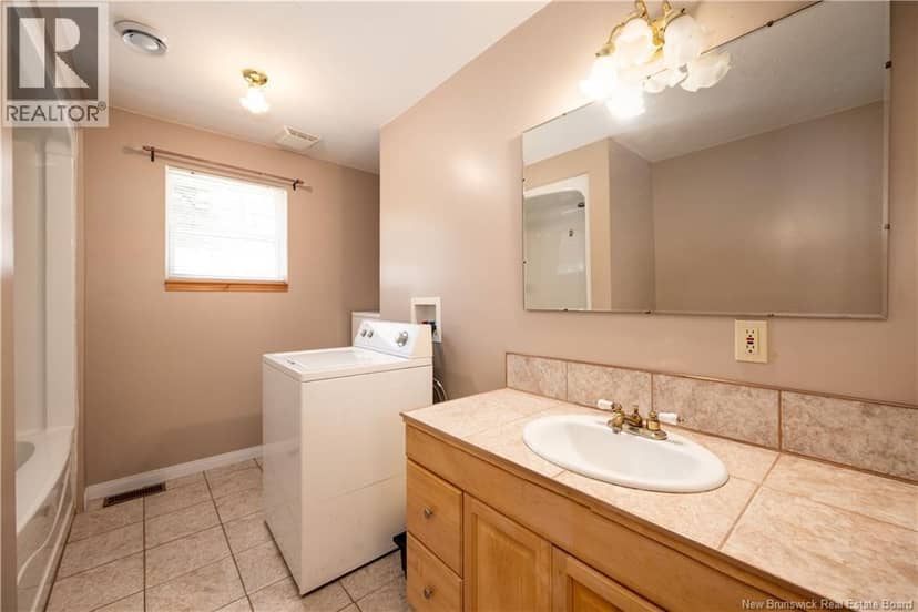27 Parkindale Road — photo 17 of 40
