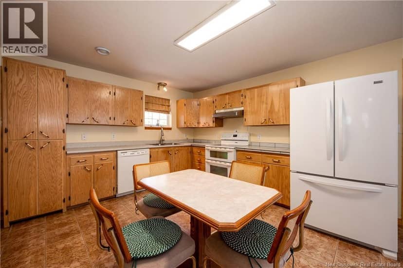 27 Parkindale Road — photo 14 of 40