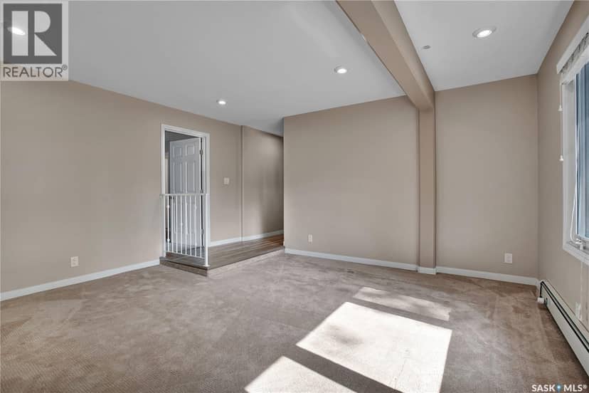 3102 Caen STREET — photo 11 of 40