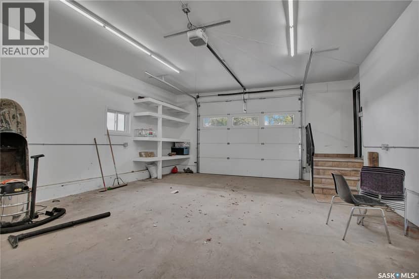 3102 Caen STREET — photo 37 of 40