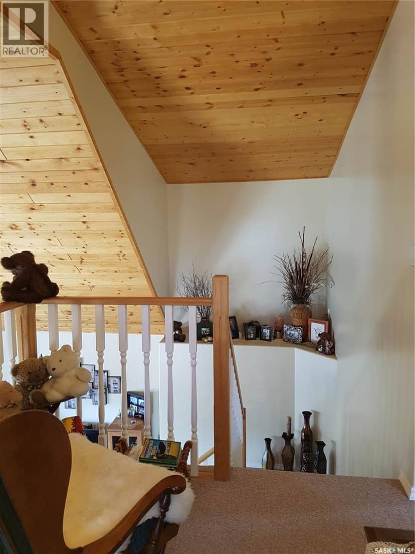325 Ruby DRIVE — photo 22 of 40
