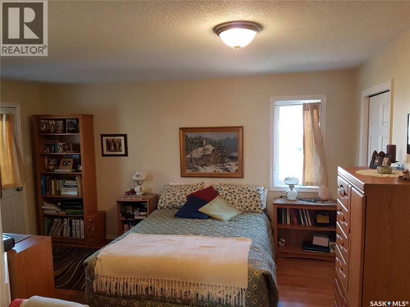 325 Ruby DRIVE — photo 32 of 40