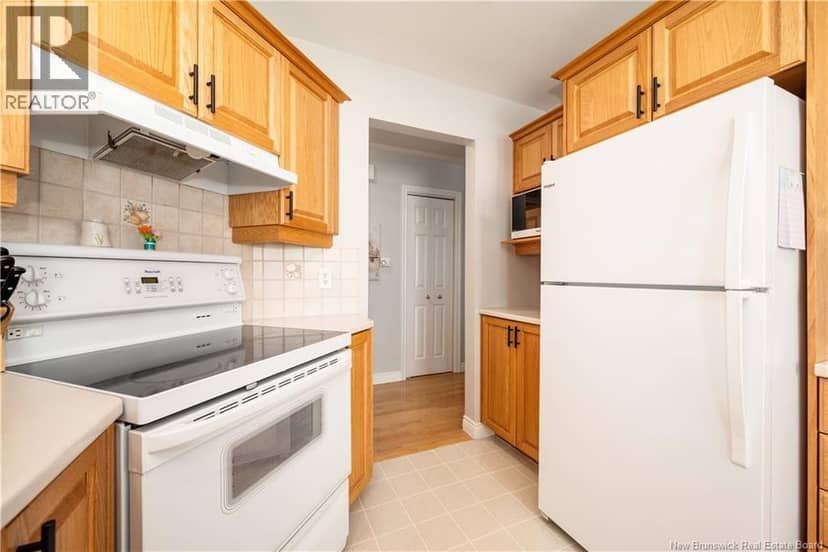 343 Beausejour Street — photo 17 of 39