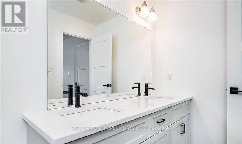 231 Jackson Street — photo 9 of 11