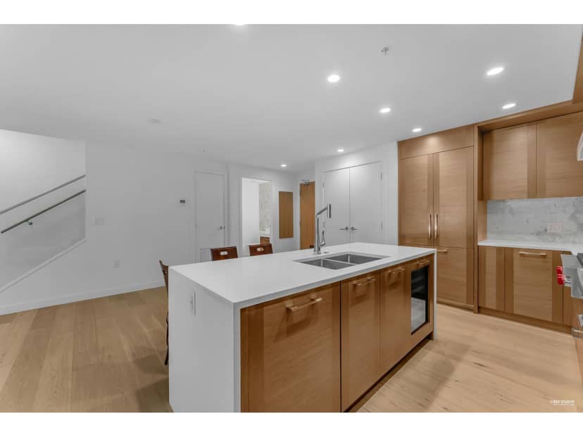 TH8 1439 GEORGE STREET, Surrey, photo 6