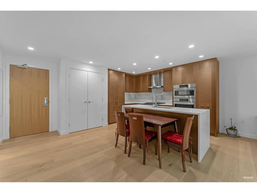 TH8 1439 GEORGE STREET, Surrey, photo 4