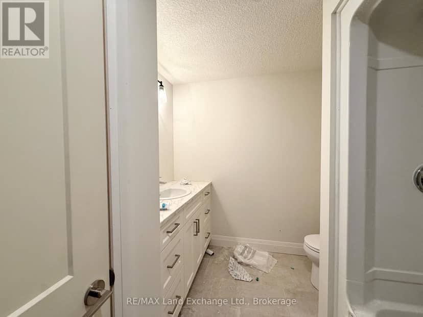 443 Ivings Drive — photo 9 of 10