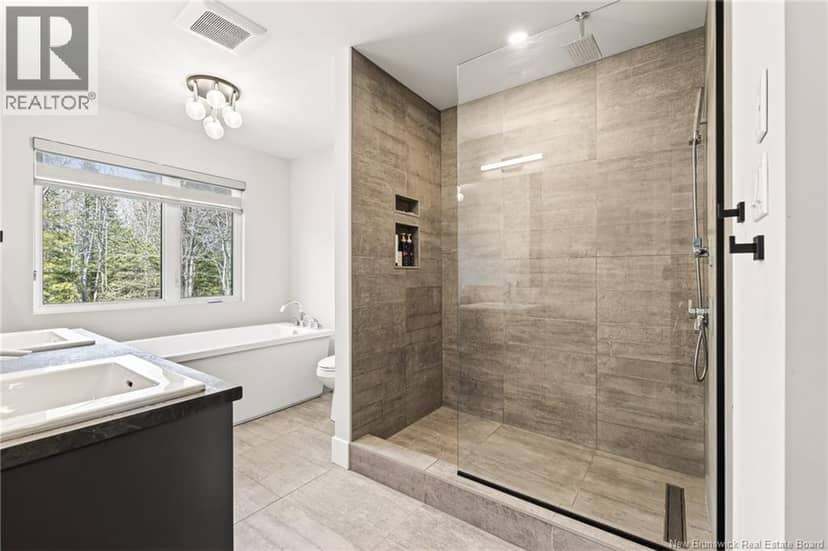 262 Yvonne — photo 26 of 40