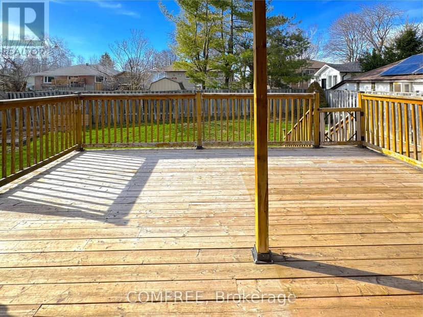 70 Gunn Street — photo 18 of 20
