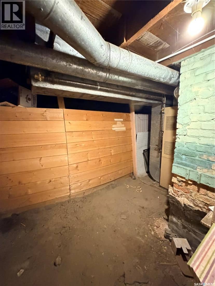 573 Centre STREET — photo 16 of 21