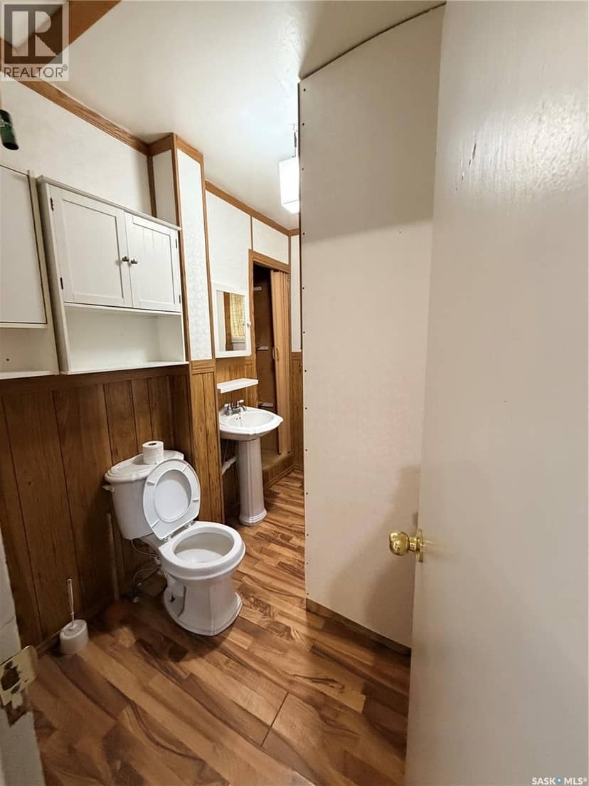 573 Centre STREET — photo 7 of 21