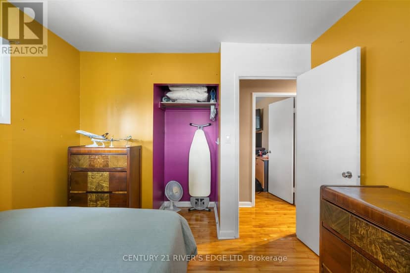 54 Loyalist Street — photo 14 of 28
