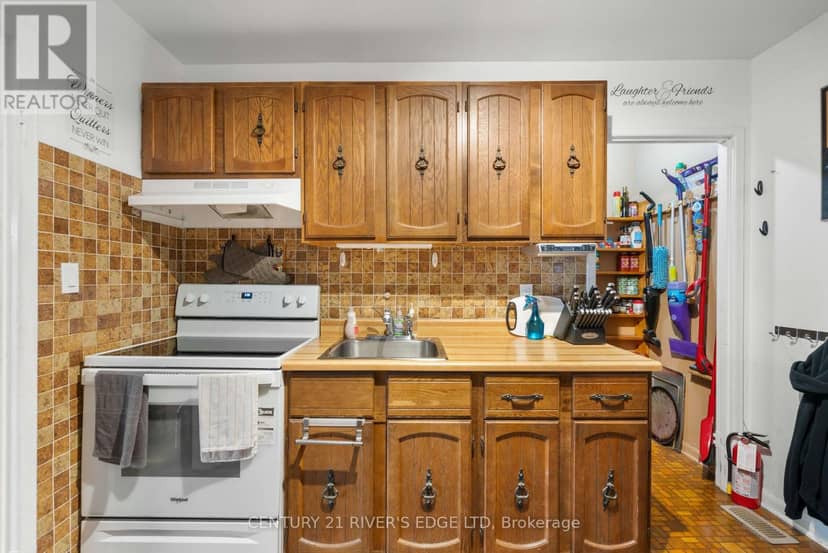 54 Loyalist Street, South Dundas, photo 5