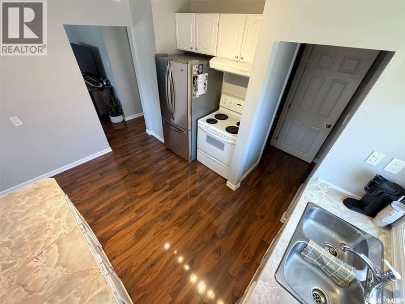 420 1st STREET W — photo 17 of 40