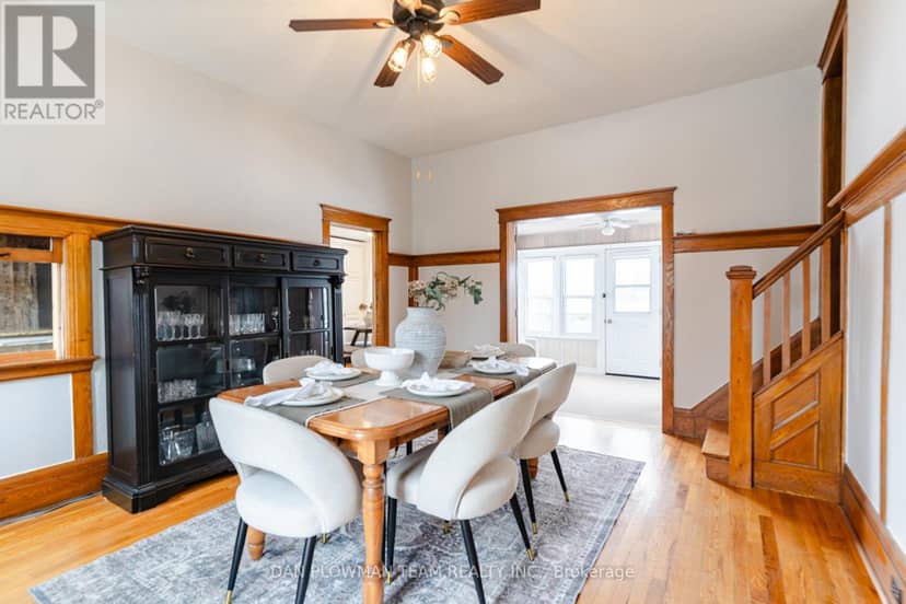 48 Dunn Street — photo 9 of 40