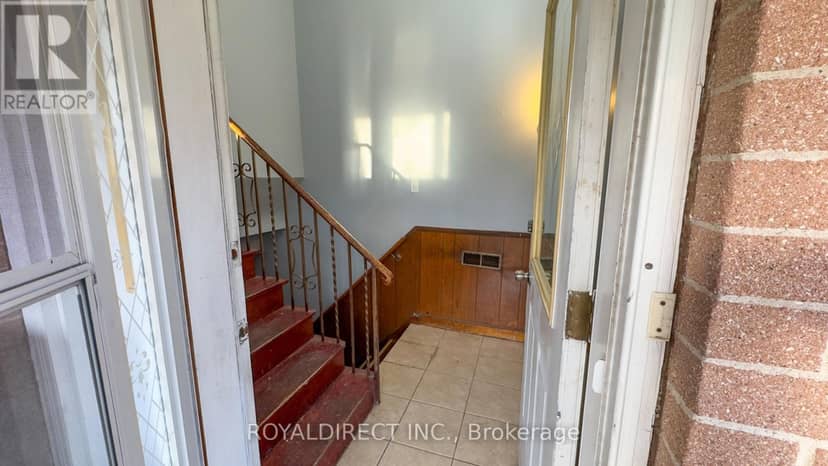 65 Sharbot Avenue — photo 6 of 21