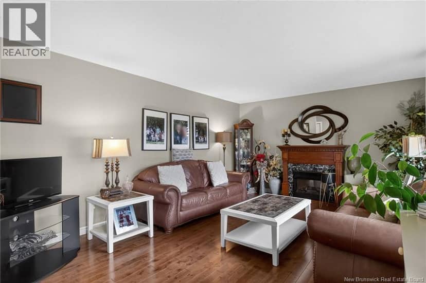 111 Thomas Street — photo 17 of 40