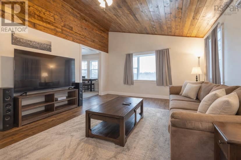 62 Lake Doucette Road — photo 5 of 18