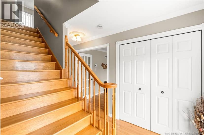 1725 Gowan Brae — photo 23 of 40