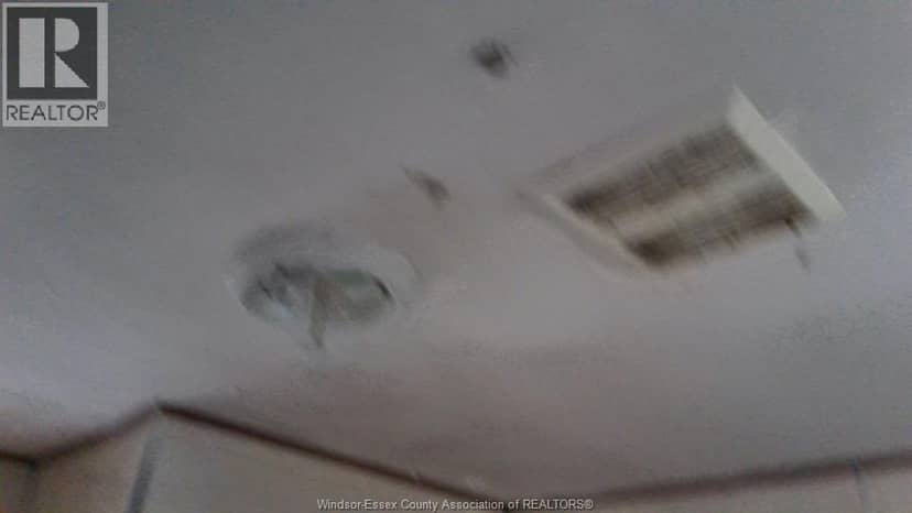1817 Mersea Rd E — photo 19 of 40