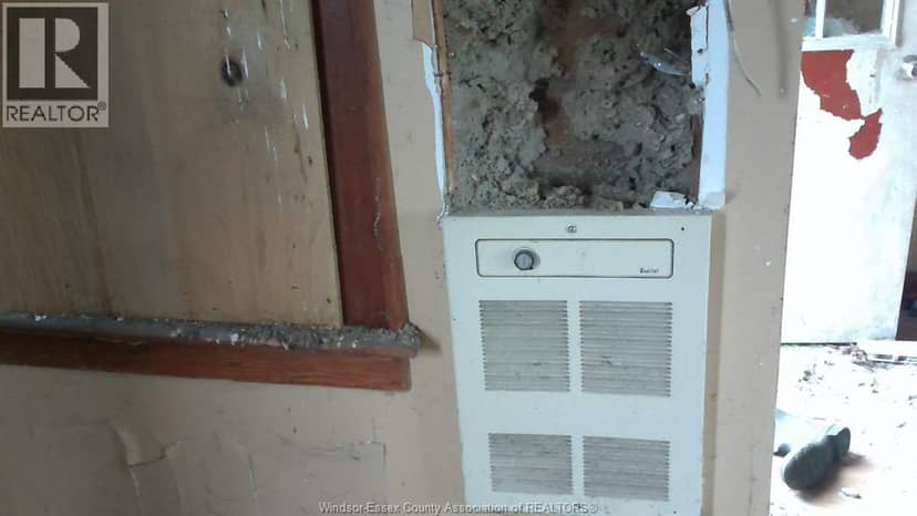 1817 Mersea Rd E — photo 14 of 40