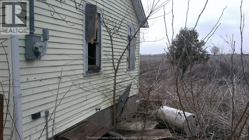 1817 Mersea Rd E — photo 2 of 40