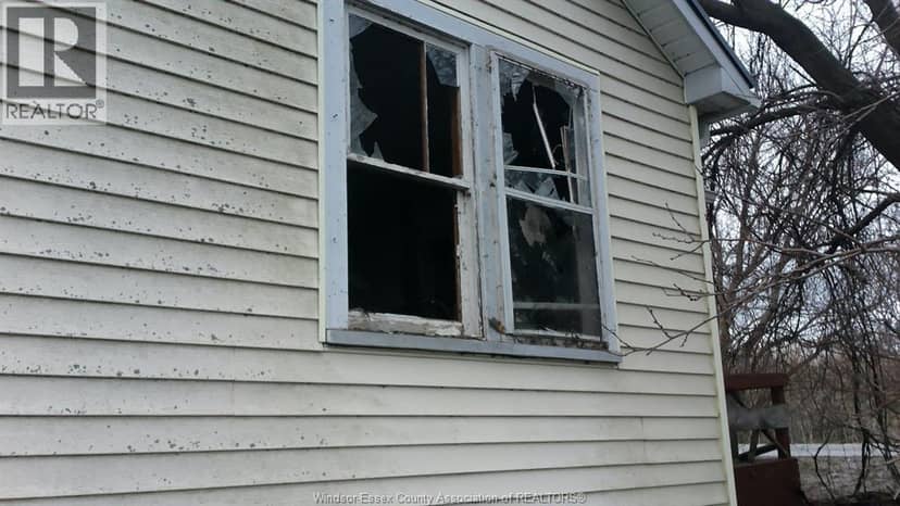 1817 Mersea Rd E — photo 27 of 40