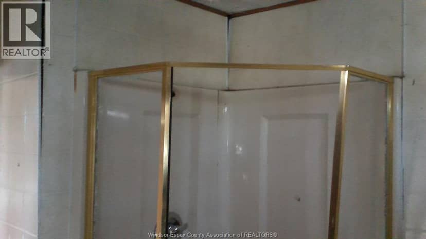 1817 Mersea Rd E — photo 18 of 40