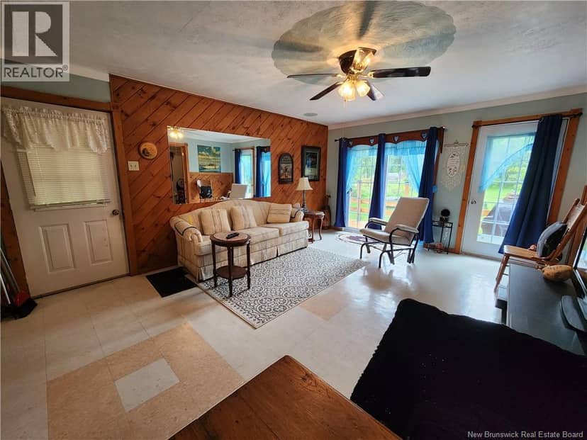 51 Ouellette Lane — photo 3 of 40
