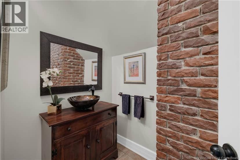 485 Mascarene Road — photo 18 of 40