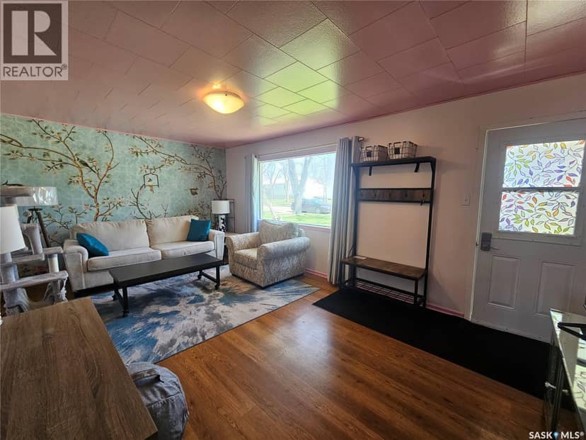 421 3rd STREET E, Shaunavon, photo 3
