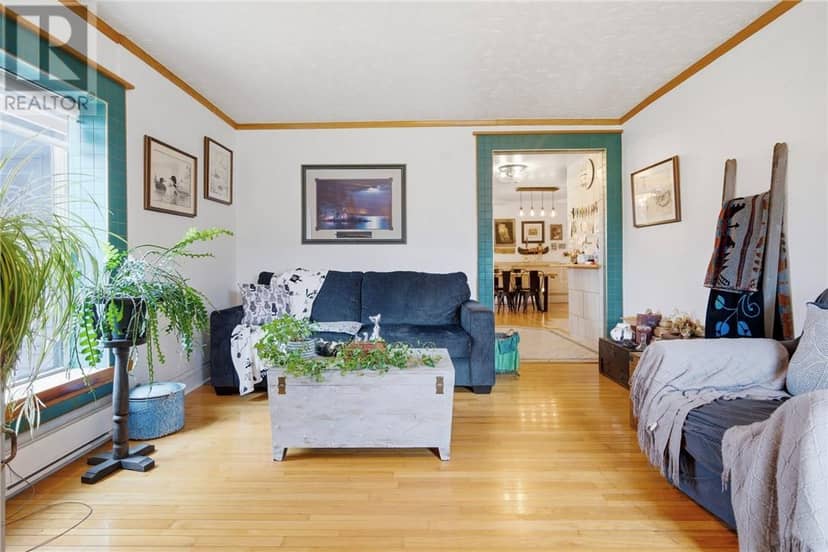 75 Wellington Street — photo 39 of 40