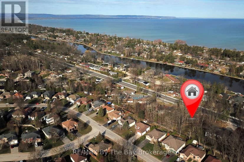 1459 River Road W — photo 1 of 5