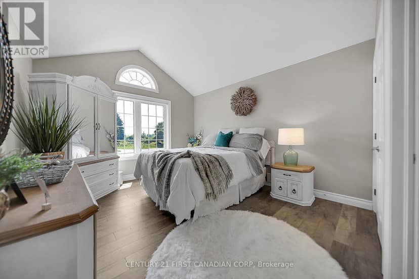 42580 Roberts Line — photo 22 of 40