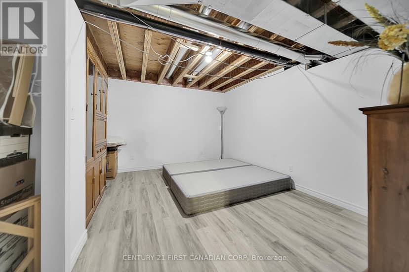 42580 Roberts Line — photo 31 of 40