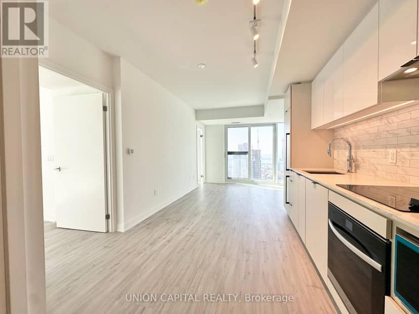 5511 - 252 Church Street — photo 6 of 20