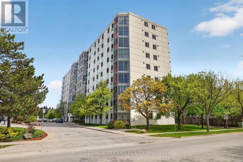 810 - 127 Belmont Drive, London South