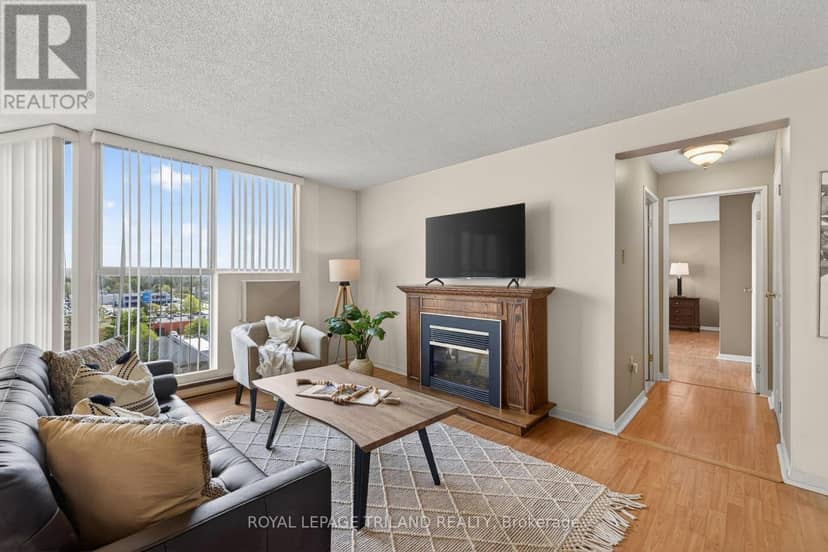 810 - 127 Belmont Drive — photo 10 of 30