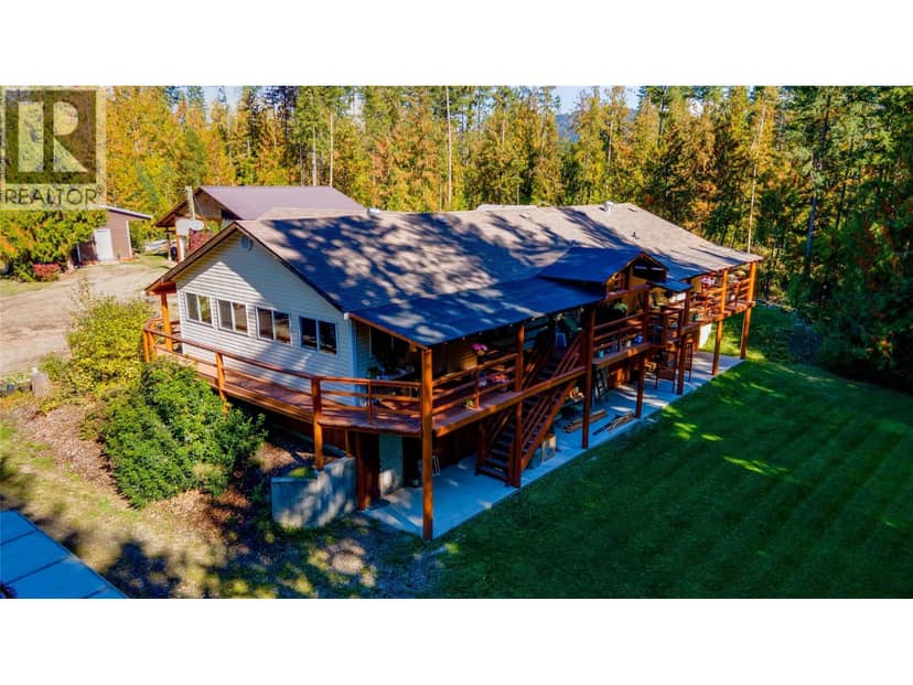 2681 Trans Canada Hwy., Sorrento