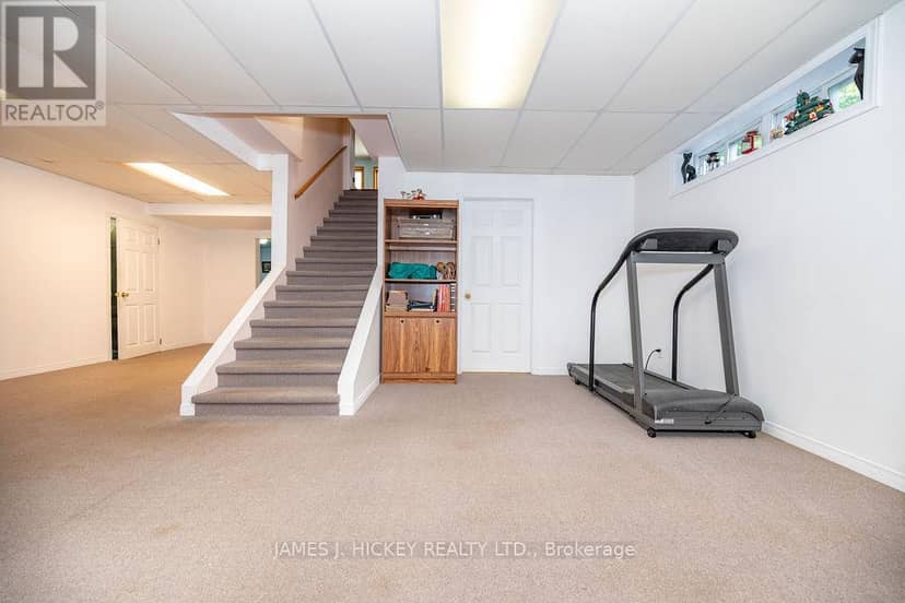 224 Thomas Street — photo 30 of 40