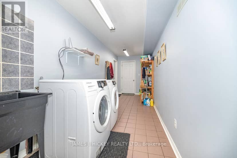 224 Thomas Street — photo 38 of 40