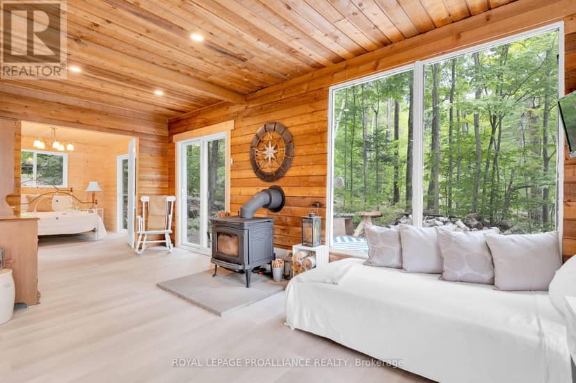1780 Mazinaw Lake — photo 11 of 40